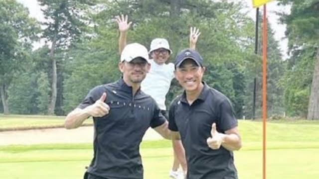 ゴルフ好きサッカー選手を紹介するイメージ画像