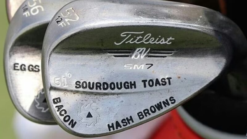 選手のゴルフクラブの刻印を紹介するイメージ画像