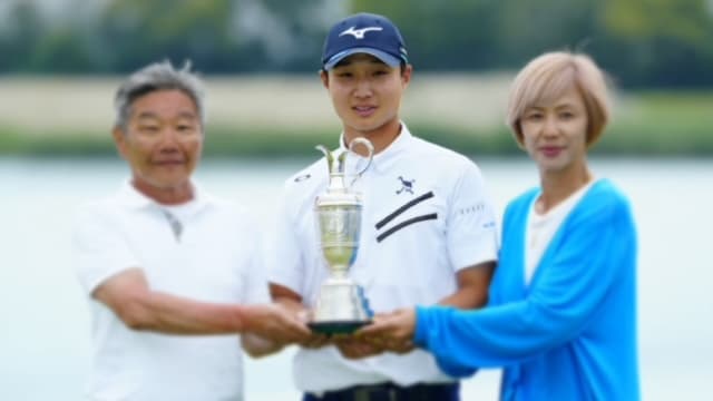 選手の父親を紹介するイメージ画像