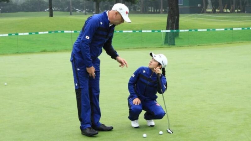 ナショナルチーム時代のヘッドコーチを紹介するイメージ画像