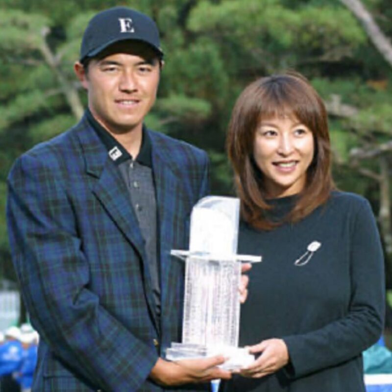 選手の妻を紹介するイメージ画像